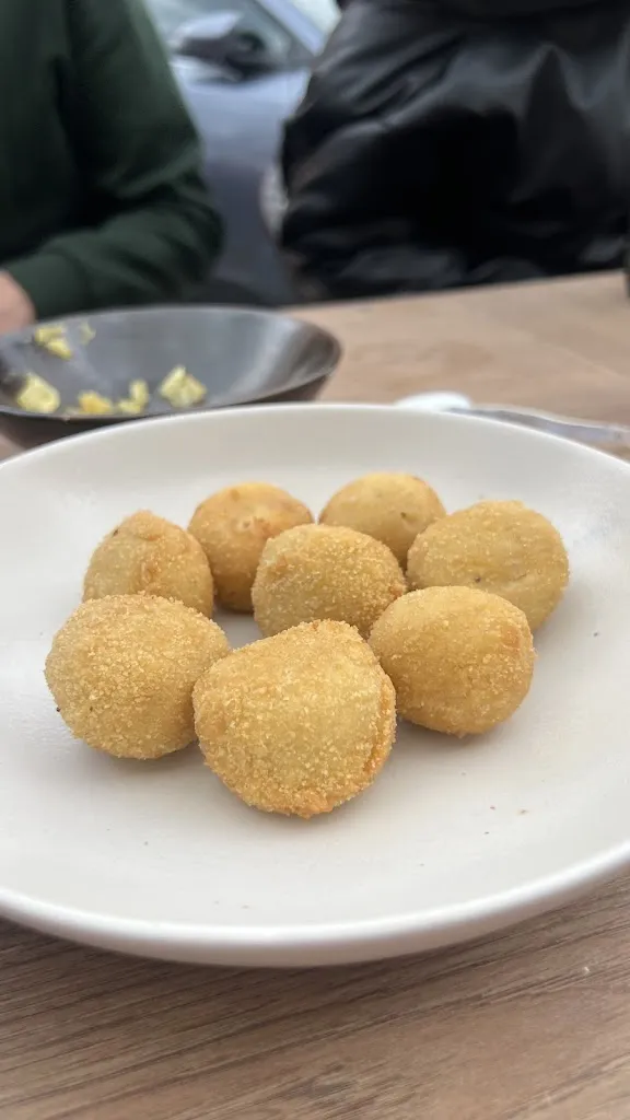 Taberna Avellaneda_Avellaneda_slider_image_3