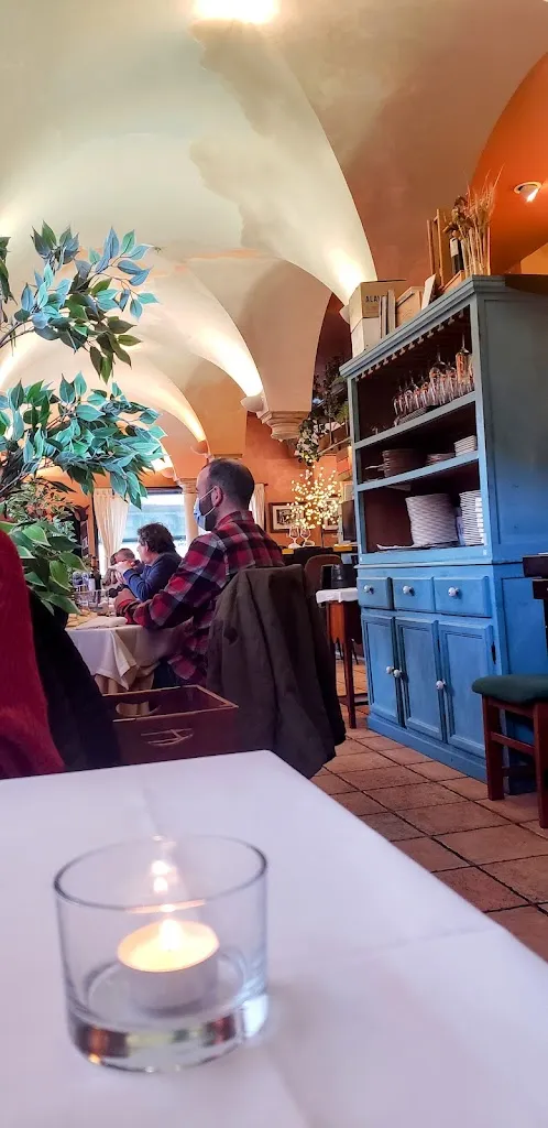 Bruce Bundy_Restaurante El Tonel_Villaviciosa_review