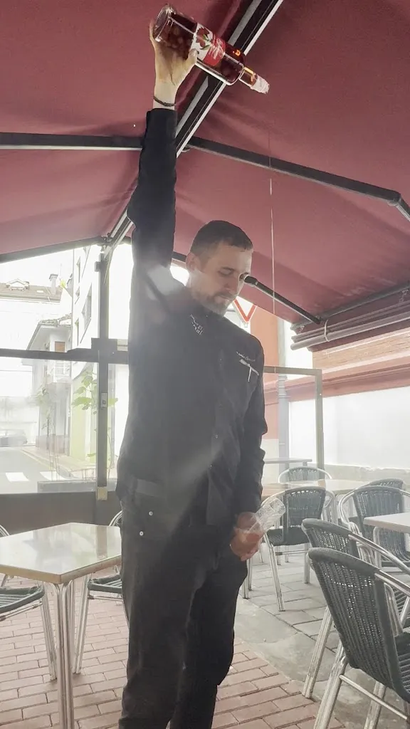 Rebekah Huitema_Sidrería Restaurante El Portal_Villaviciosa_review