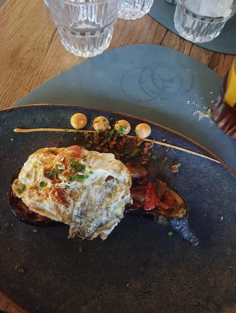 Laila Albert Aparicio_La Flaca del Bosque_Villaviciosa_review