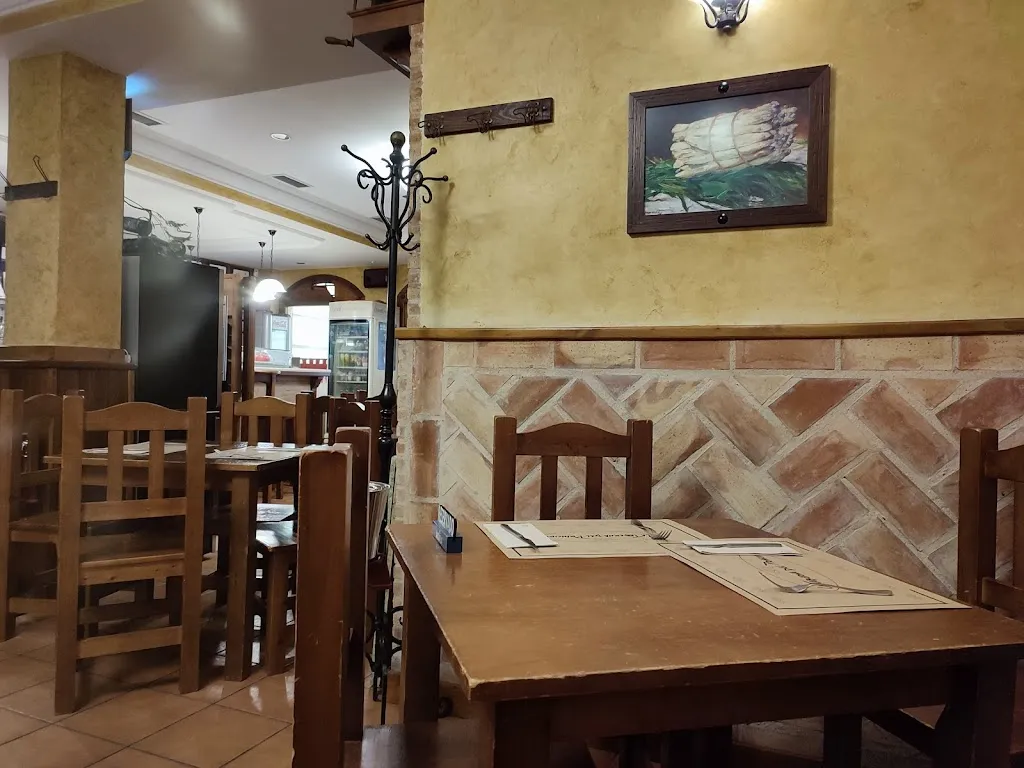 La Taberna del Príncipe_Villaviciosa_slider_image_3