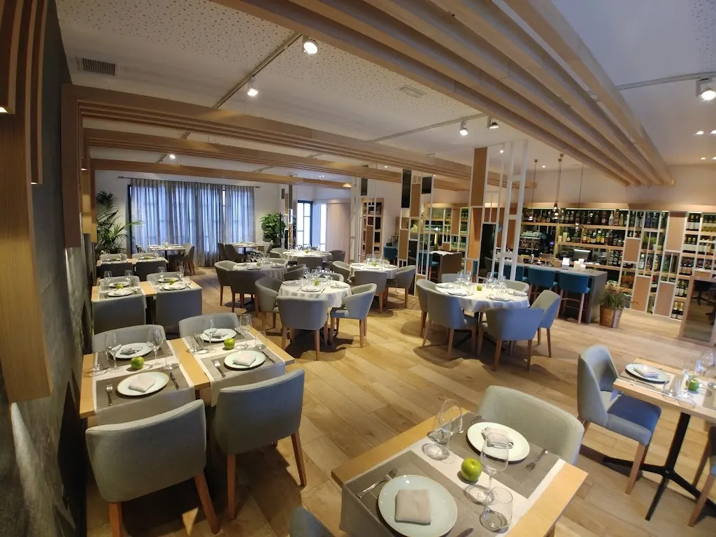 CAMOMILA Y CANELA restaurant in Villaviciosa