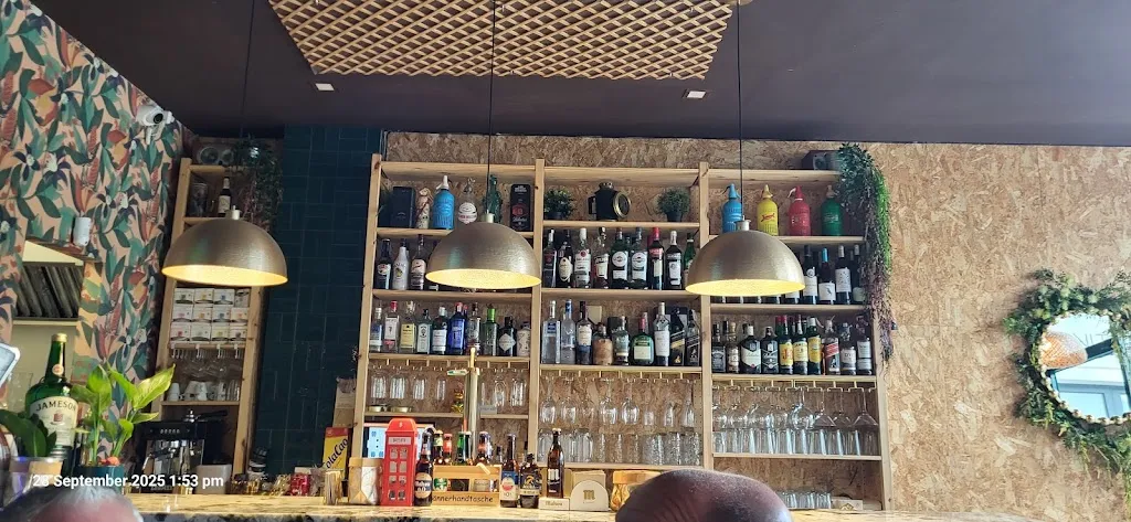 Maraca Tapas y Copas_Villaviciosa_slider_image_2