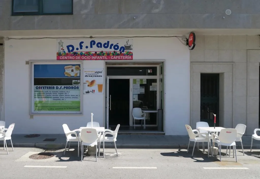 D. F. Padrón restaurant in Dodro
