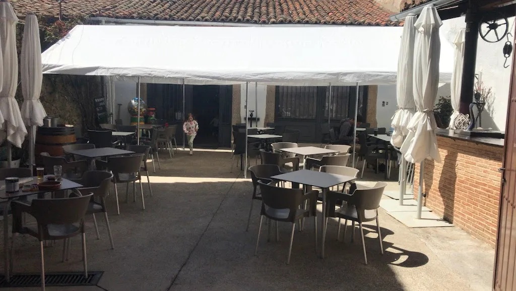 Restaurante La Parroquia de Becedas ristorante a Becedas