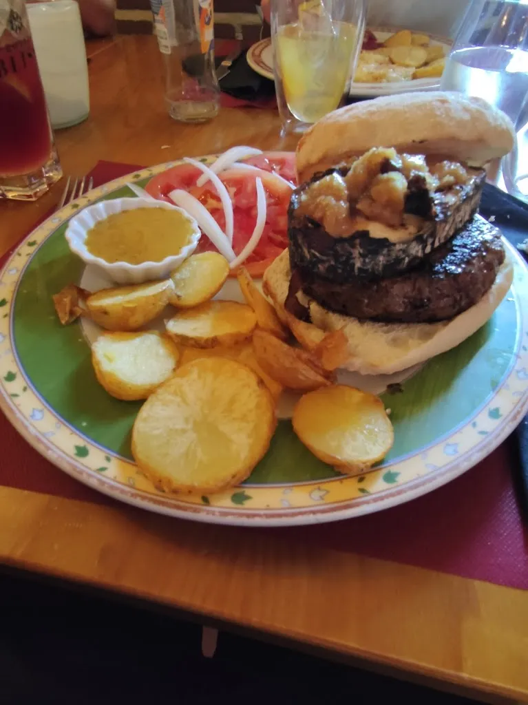 Kristian Kolstrup-Jansen_MESÓN Las Chumberas._Blascomillán_review