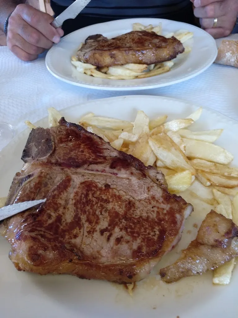 Menu_Restaurante Hostal O Garfo_Irixoa_image_2