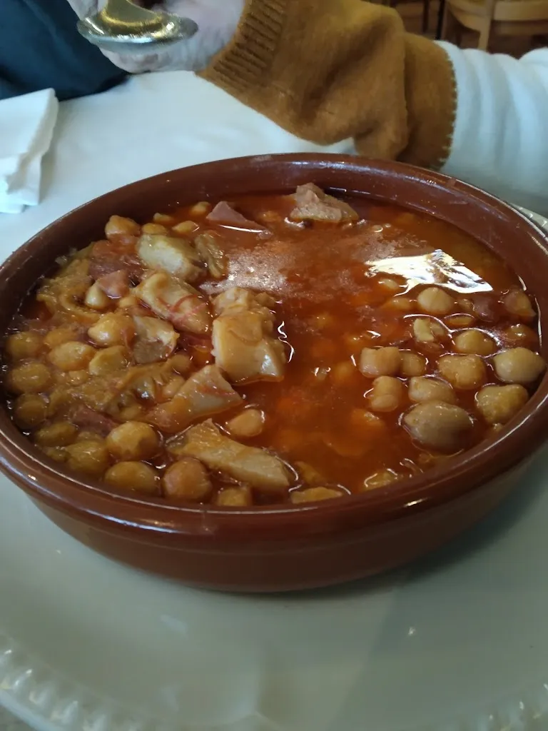 Menu_Restaurante Hostal O Garfo_Irixoa_image_6