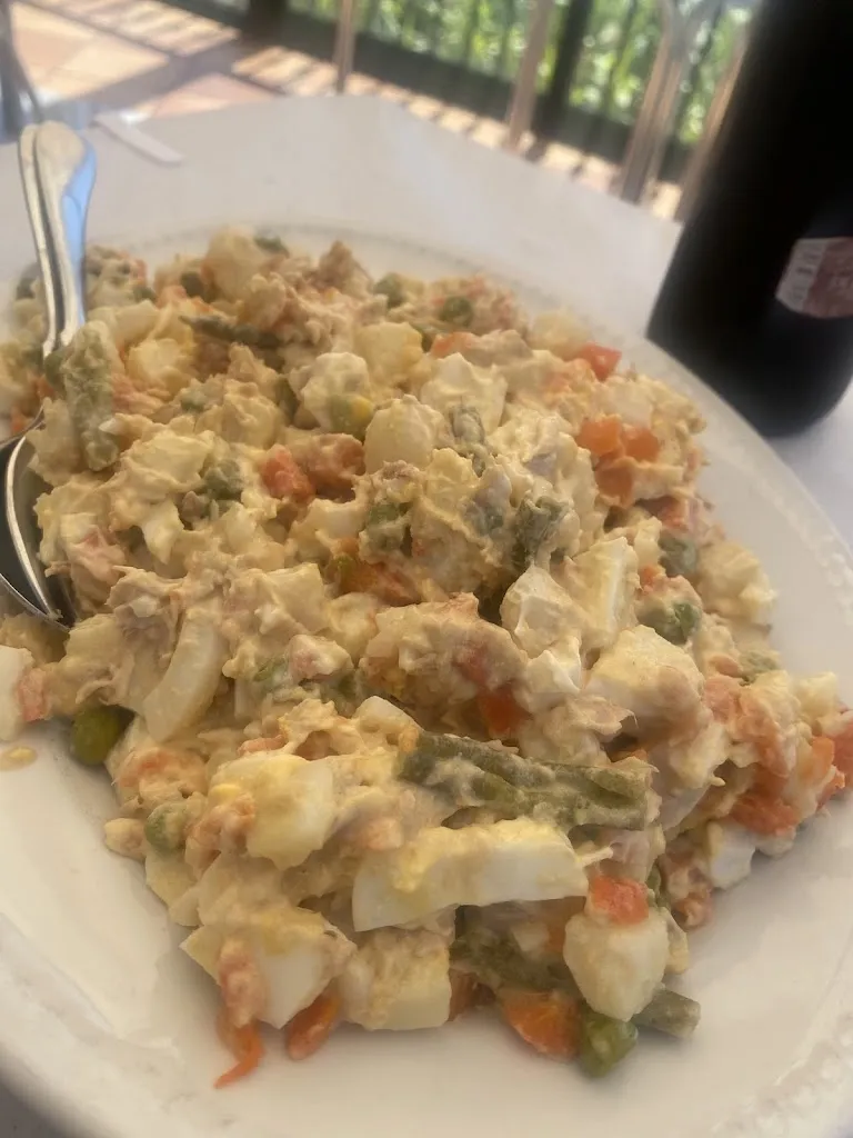 Laya CFJ _Restaurante Hostal O Garfo_Irixoa_review