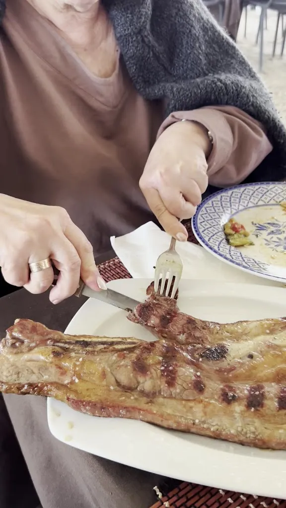 Restaurante Grill Bar Bambú_Arenas de San Pedro_slider_image_2