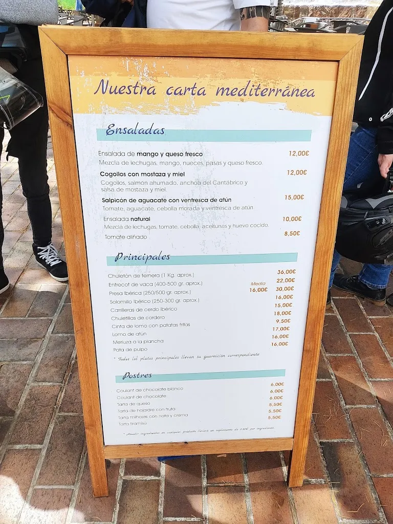 Menu_Mediterráneo Arenas_Arenas de San Pedro_image_3