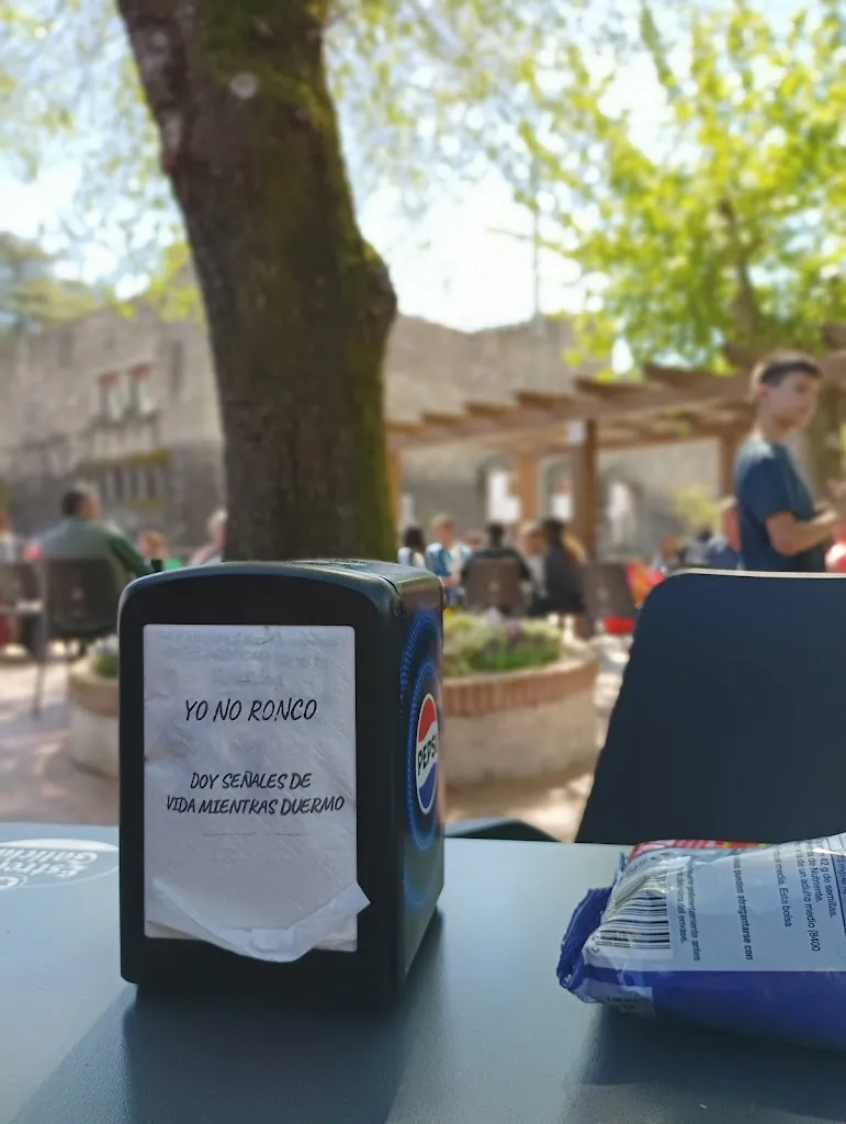 Mcarmen Bugallo Espiñeira_RESTAURANTE 