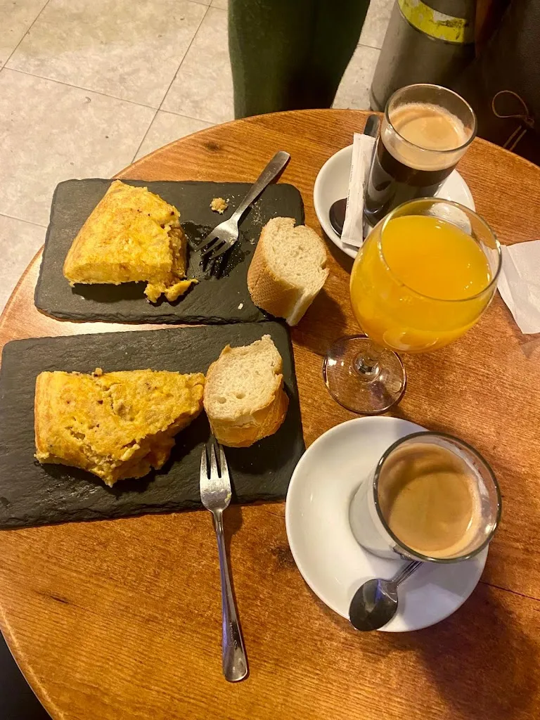 Café Bar La Bodeguilla del Cuco_Arenas de San Pedro_slider_image_2