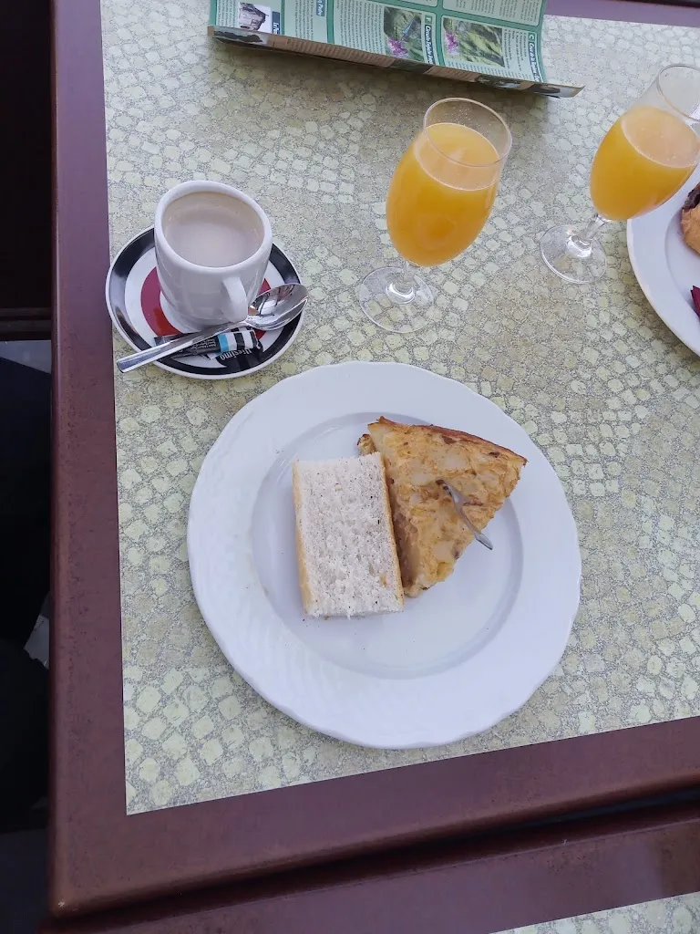 Menu_Restaurante El Bodegón_Arenas de San Pedro_immagine_6