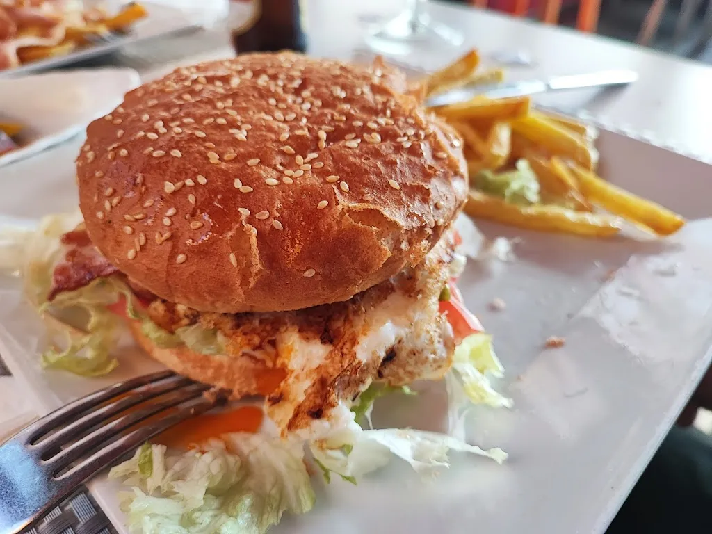 Margot Riofrio_Snack Gredos_Arenas de San Pedro_review