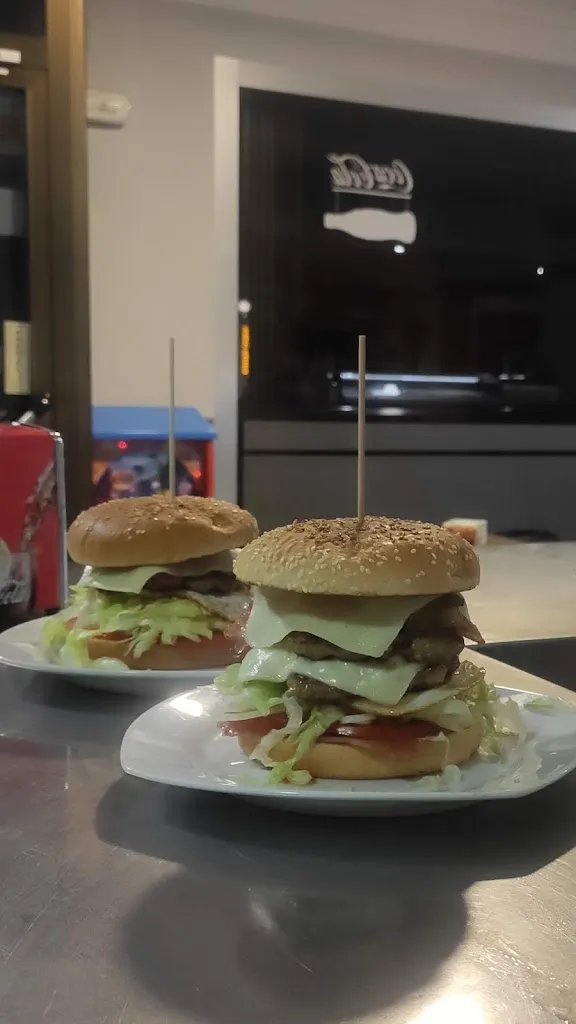 Menu_Bar Hamburguesería Tenaguillo_Arenas de San Pedro_image_3