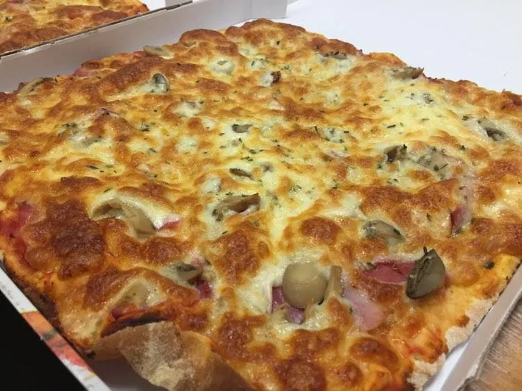 Pizzeria Milton Arenas de San Pedro restaurant in Arenas de San Pedro