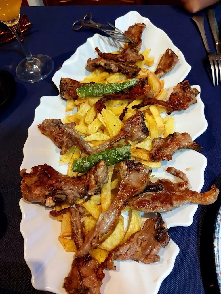 Chiquito_Arenas de San Pedro_slider_image_2