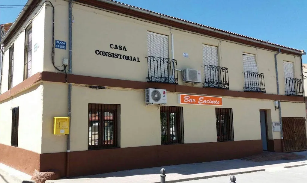 BAR ENCINAS restaurant in Bercial de Zapardiel