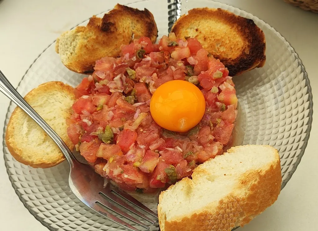 txus jimenez_Kiosco Pozo de las Paredes_Cabezas del Pozo_review