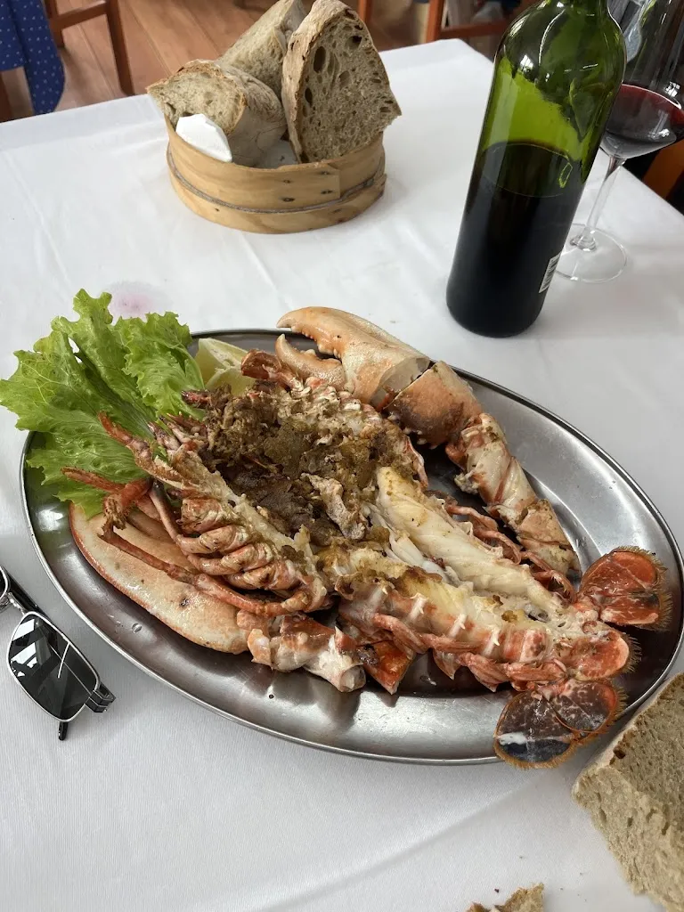 Travis Lipshus_Restaurante O Burato_Malpica de Bergantiños_review