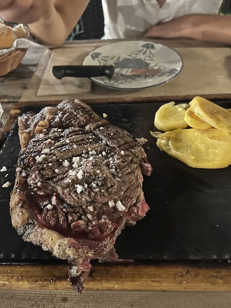 Mihai Leustean_Restaurante De Cine Ávila_Aveinte_recensione