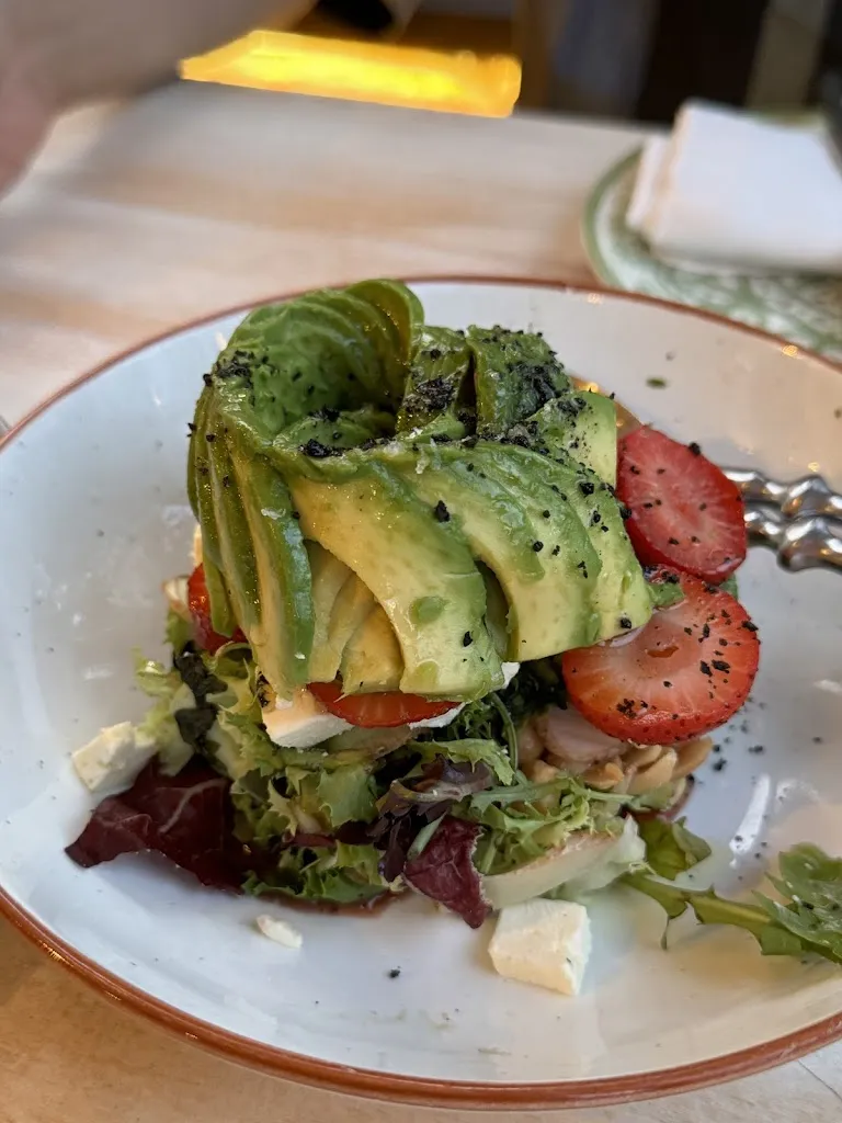 Chao Chao_Gloria Bendita_Aveinte_review