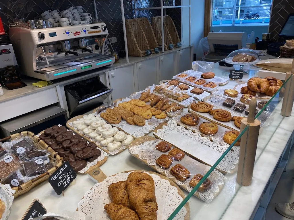 La Manon Boulangerie & Bistro_Mañón_slider_image_2