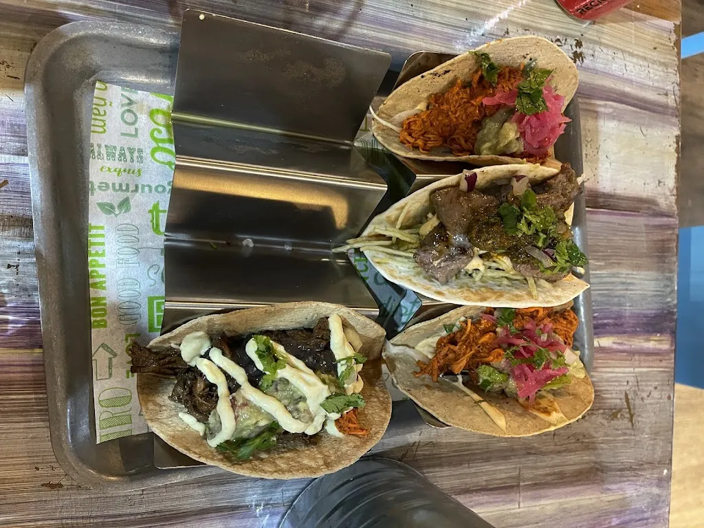 Menu_Nacho Bravo Taquería_Brabos_image_7