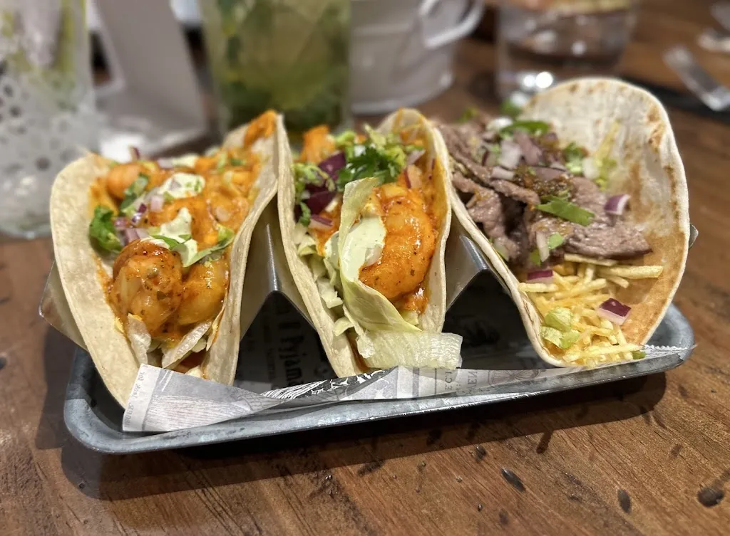 Hunter Nottingham_Nacho Bravo Taquería_Brabos_review