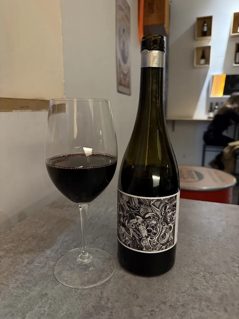 Max Lowery_Bravo Wine Bar_Brabos_review