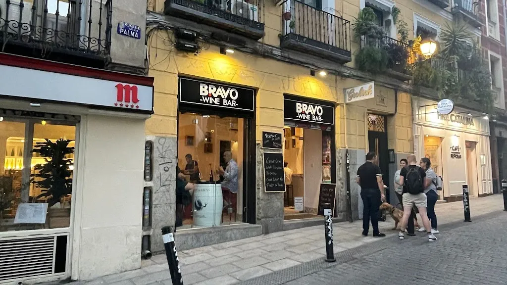 Bravo Wine Bar_Brabos_slider_image_1