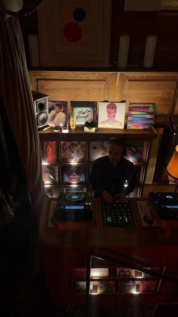 Anna_Casa Salesas_Casasola_review