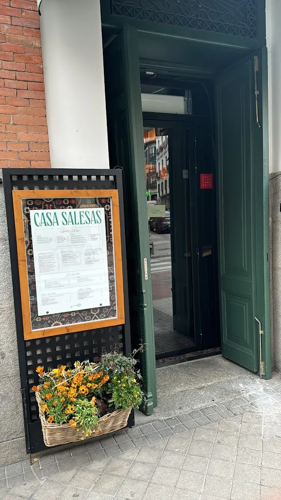 Deborah Laks_Casa Salesas_Casasola_review