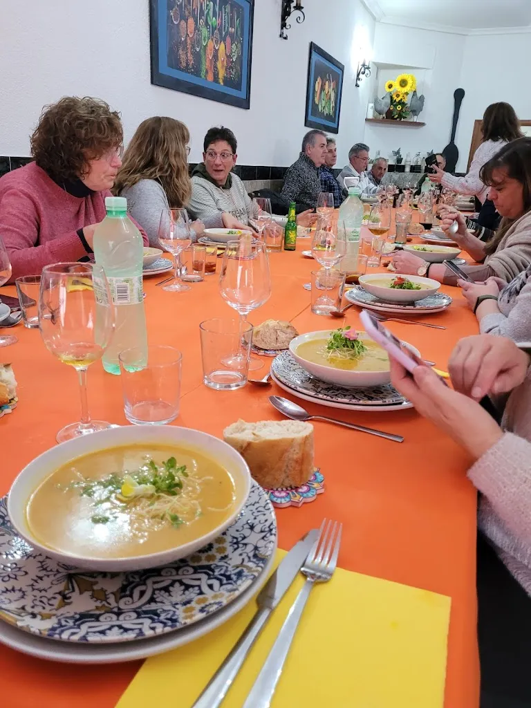 Maria Jesus Aparicio_Bar El Cale_Carrera La_review