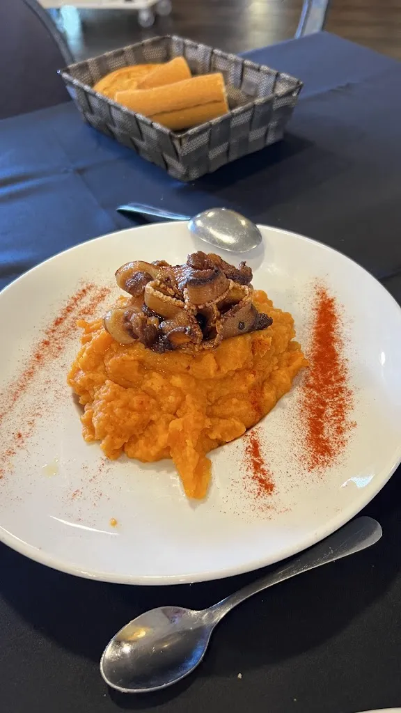 Catherine Álvarez Sánchez_La Cerrallana_Carrera La_review