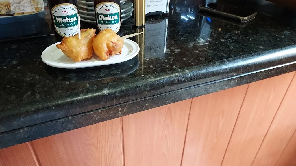 nuria g_Bar El Parador_Burgohondo_Bewertung