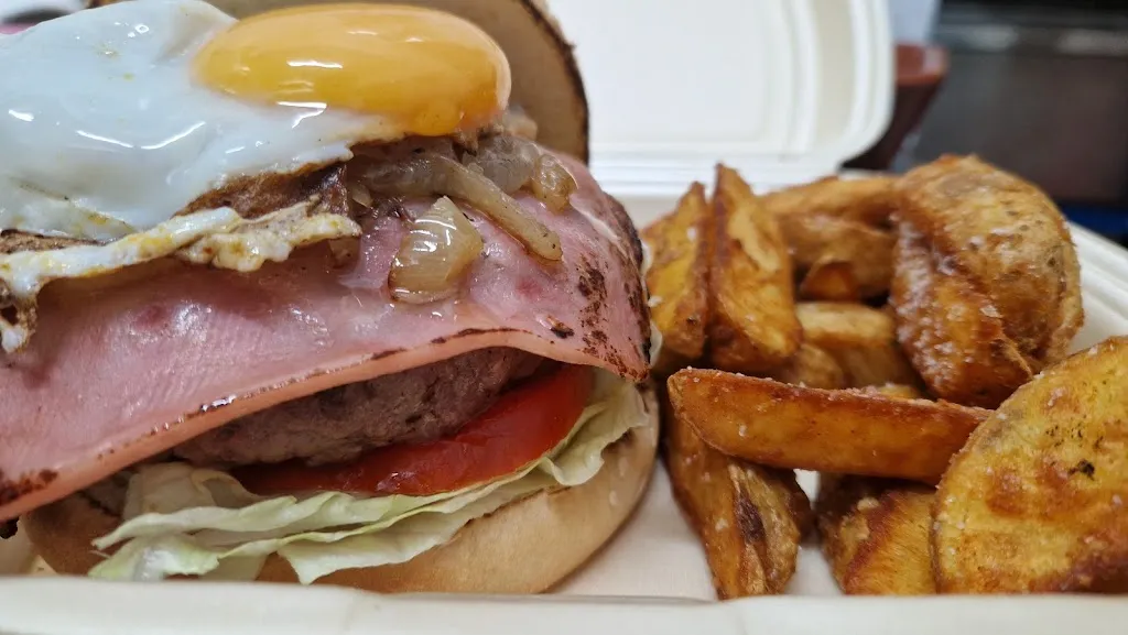 Bar El Perla restaurant in Casavieja