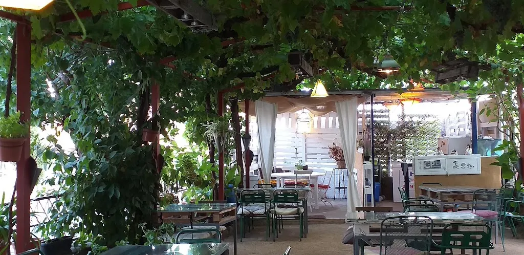 Ca Pelechas restaurant in Casavieja