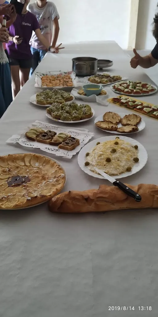 Menu_Las Escuelas_Castellanos de Zapardiel_image_1