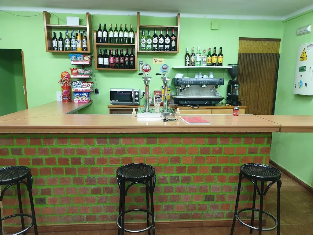 Las Escuelas_Castellanos de Zapardiel_slider_image_1