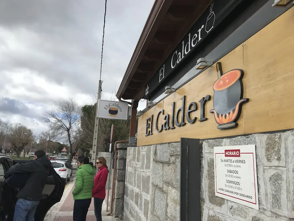 vivek sinha_El caldero_Collado del Mirón_review