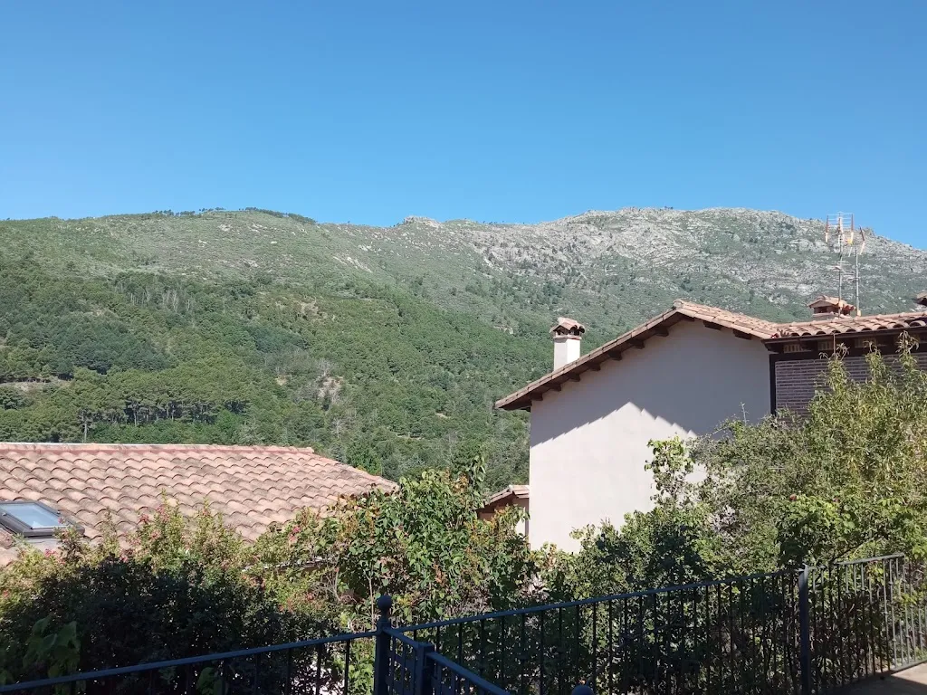 Peter Walker_Hotel Rural y Restaurante - El Rinconcito de Gredos_Cuevas del Valle_recensione