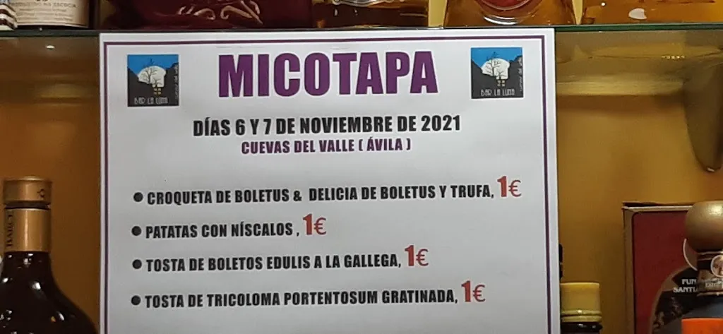 Menu_Bar La Luna_Cuevas del Valle_image_1