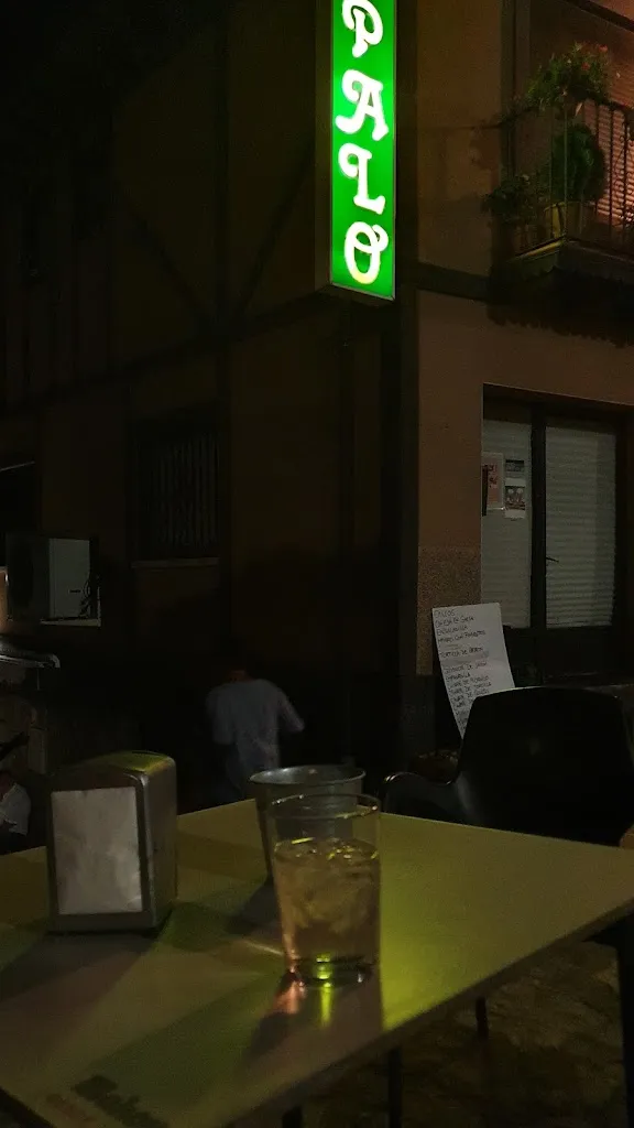 Agustín Díaz_Pub Ópalo_Cuevas del Valle_Bewertung