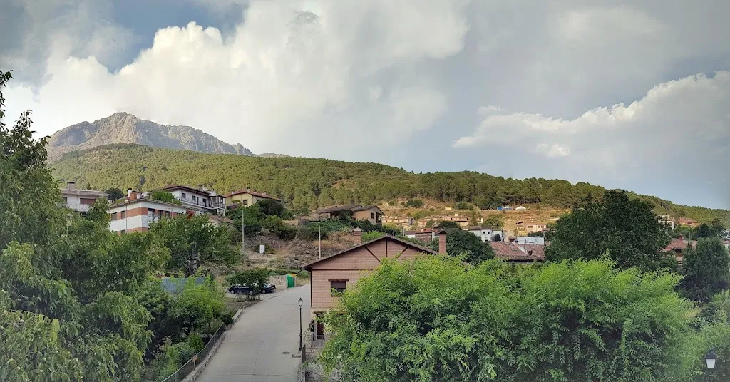 El Pontón_Cuevas del Valle_slider_image_3