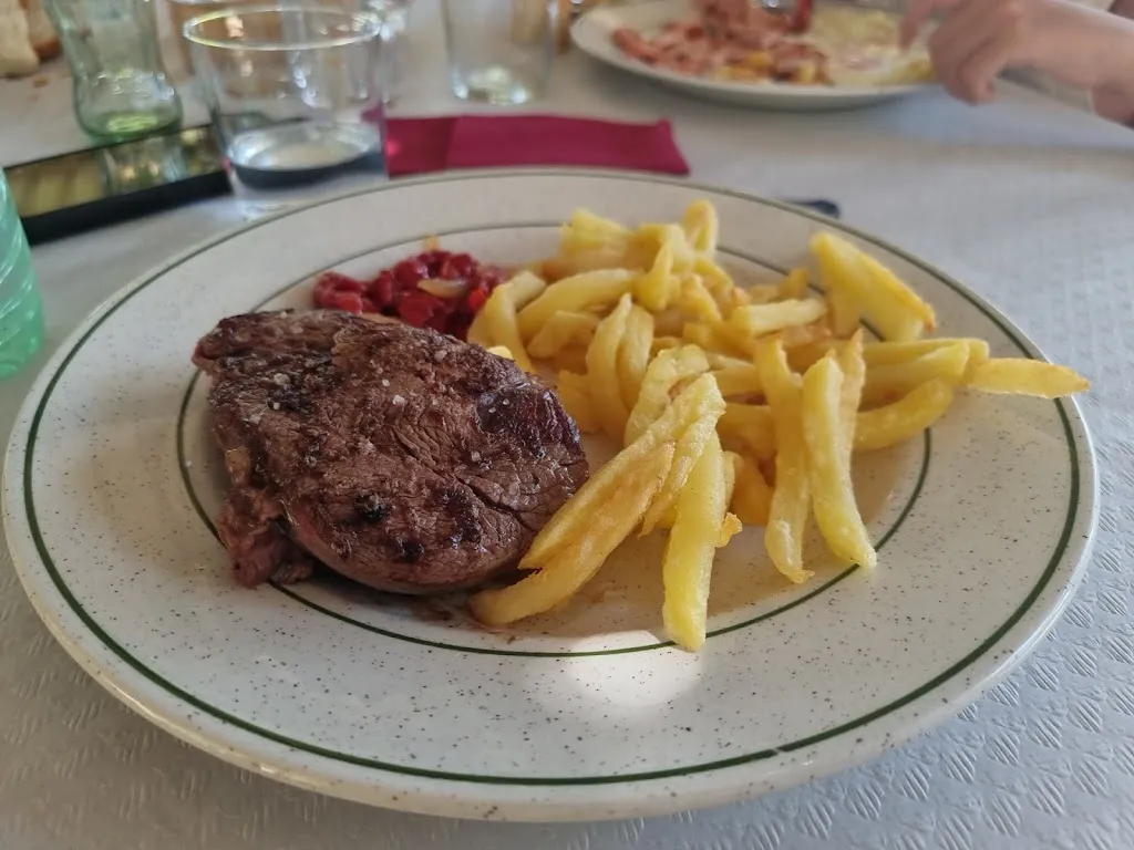 Menu_Piscina Municipal LA CANTERA Villarejo del Valle_Cuevas del Valle_image_6