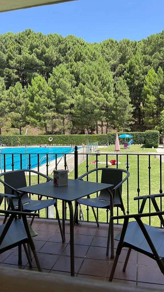 Piscina Municipal LA CANTERA Villarejo del Valle_Cuevas del Valle_slider_image_1