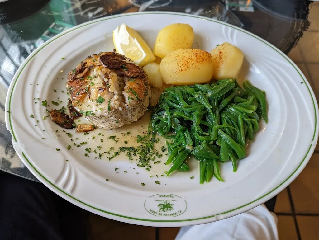 Warren Howlett_El Rincón de Jaén IV_Fresno El_review