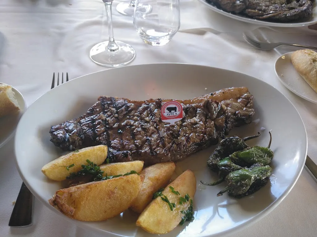 Menu_Hotel-Escuela El Rondón_Cebreros_immagine_9